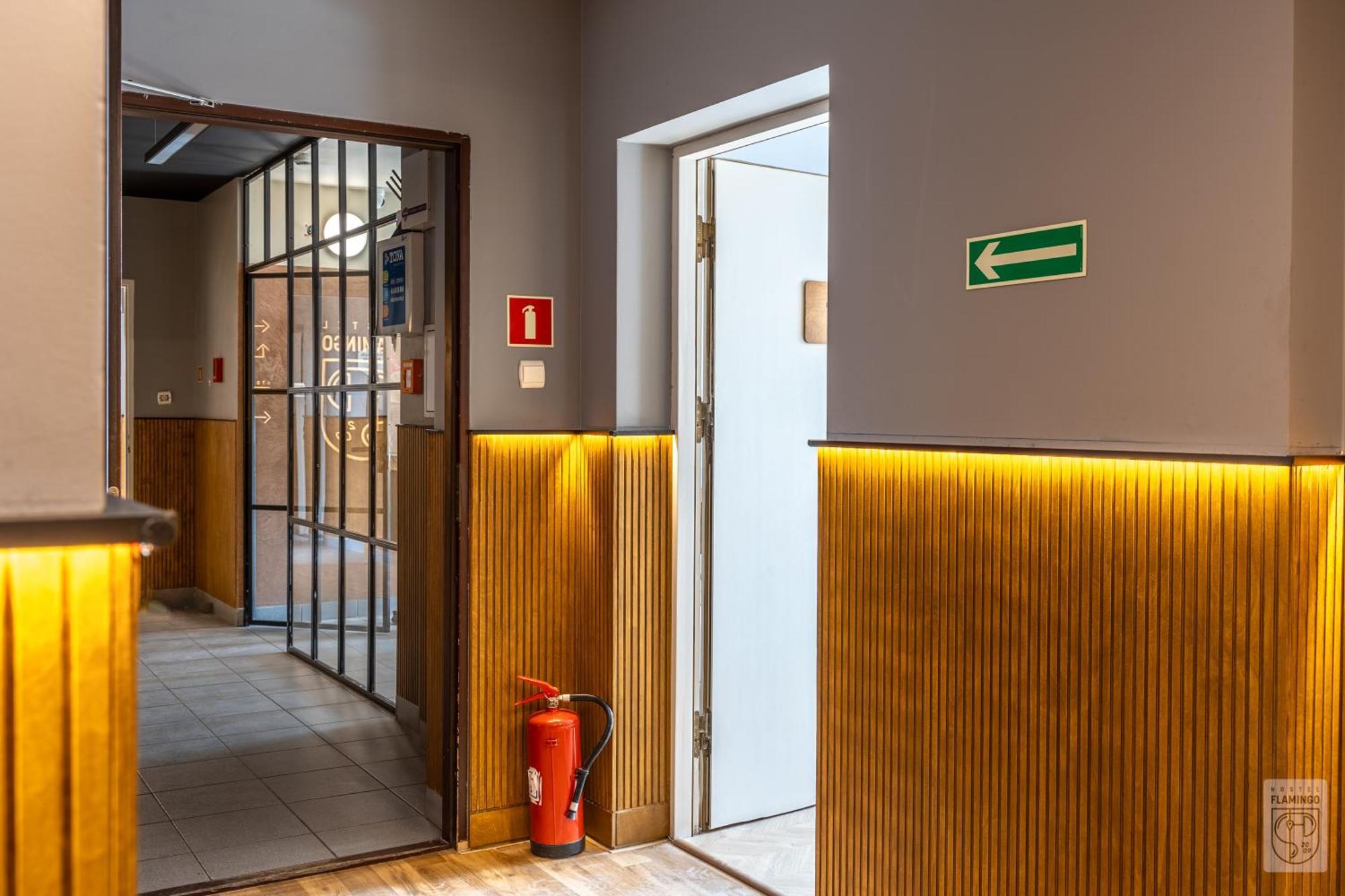 Hostel Flamingo Centrum Łódź Esterno foto